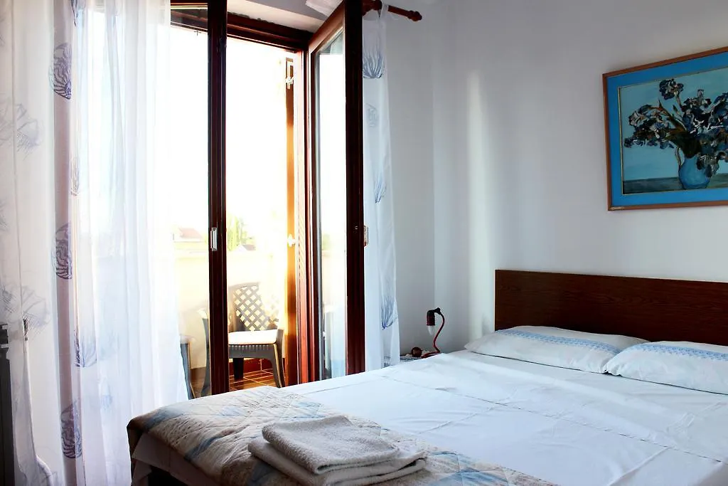 Apartments Cavae Romanae Medulin 0*,  Croatia