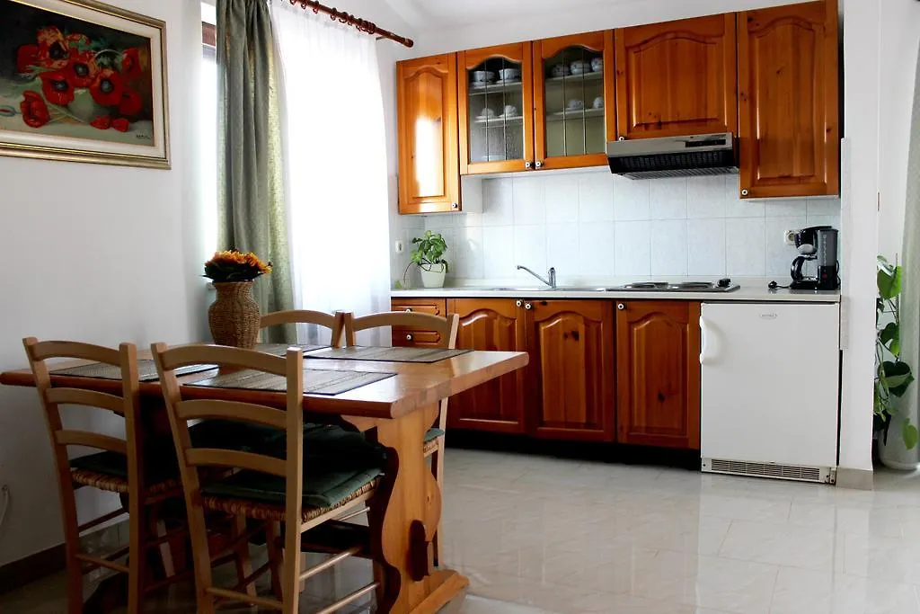 Apartments Cavae Romanae Medulin