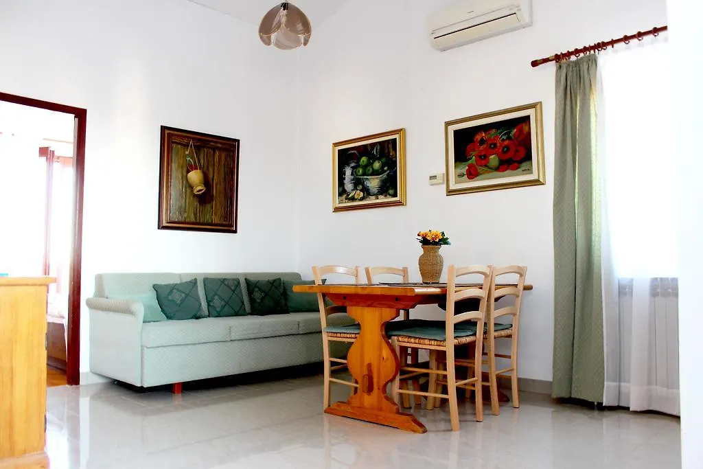 Apartments Cavae Romanae Medulin